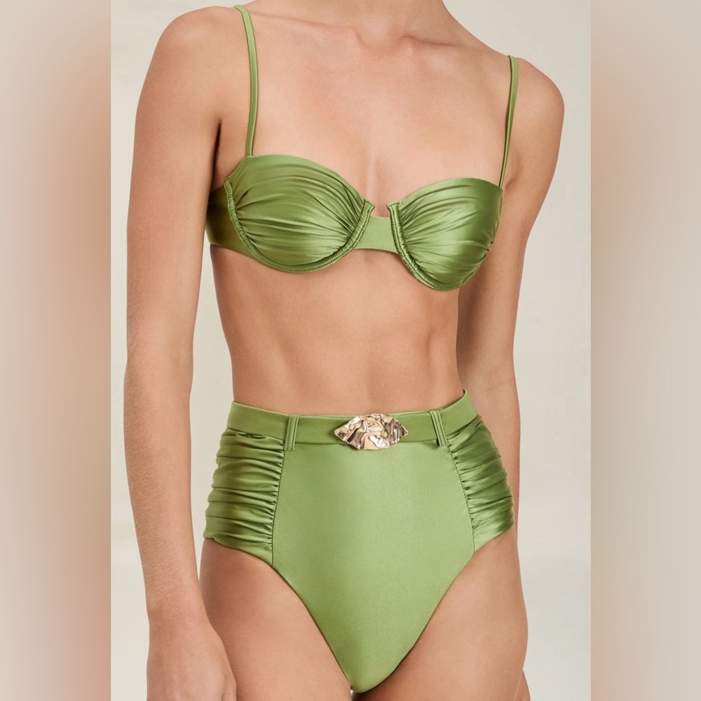 NWT Devon Windsor Green Karter Bikini Top